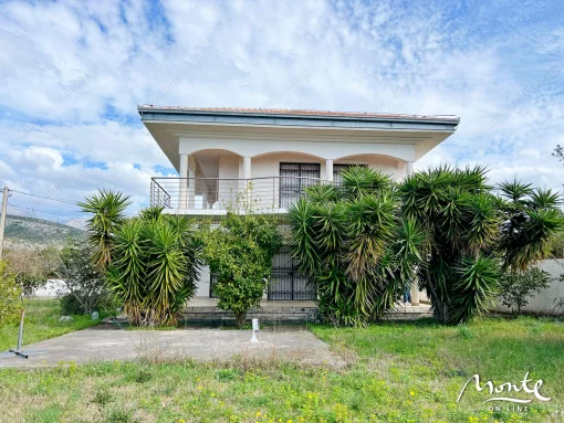 House in Krimovice, Kotor Municipality