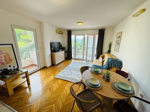 Apartment in Petrovac na Moru, Budva Municipality