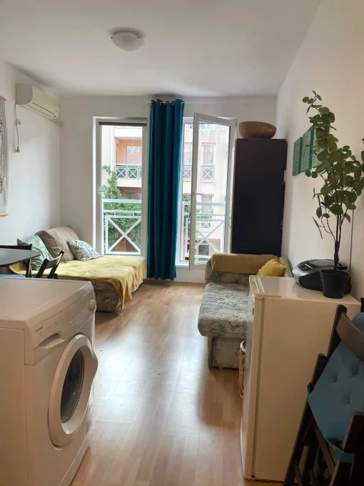 Studio apartment in kv. Piasatsite, Burgas