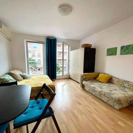 Studio apartment in kv. Piasatsite, Burgas