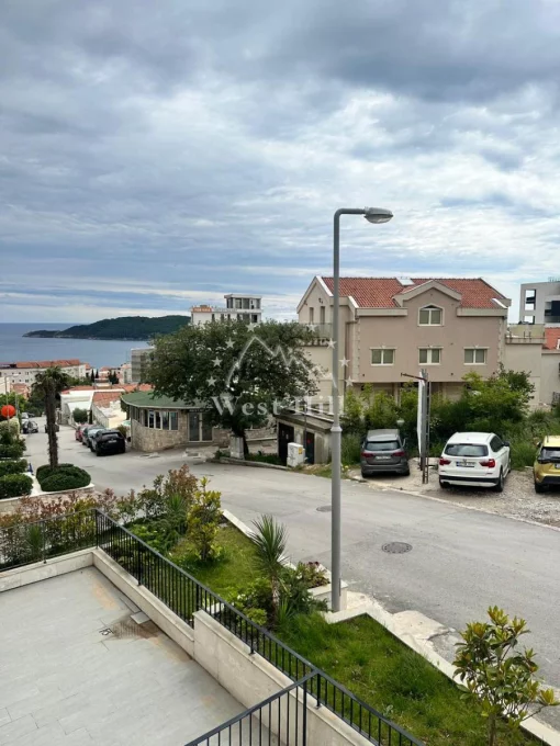 Apartment in Becici, Budva Municipality