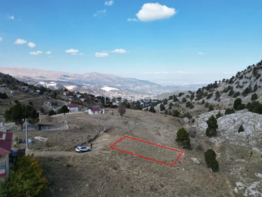 Plot for Sale Suitable for Housing Construction in Konyaalti, Konyaaltı, Turkey