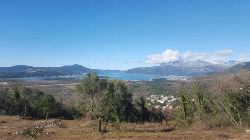 Urbanized plot of 994m2 with sea view in Tivat hillside, Donja Lastva, Montenegro